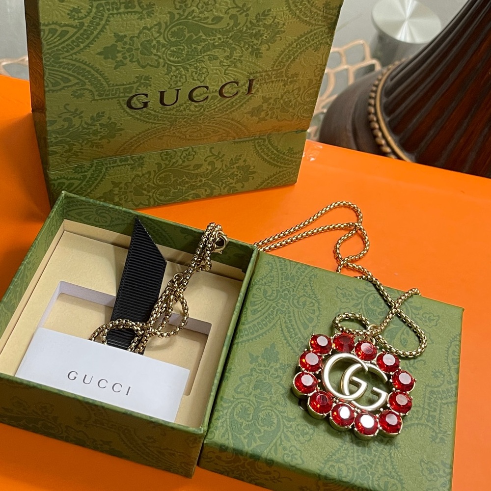 Gucci - Picture 7 of 15